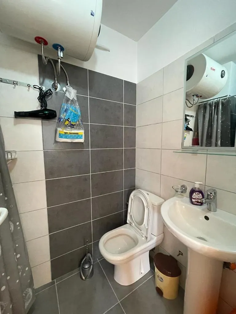 Joni'S Apartments Sarande 0*,