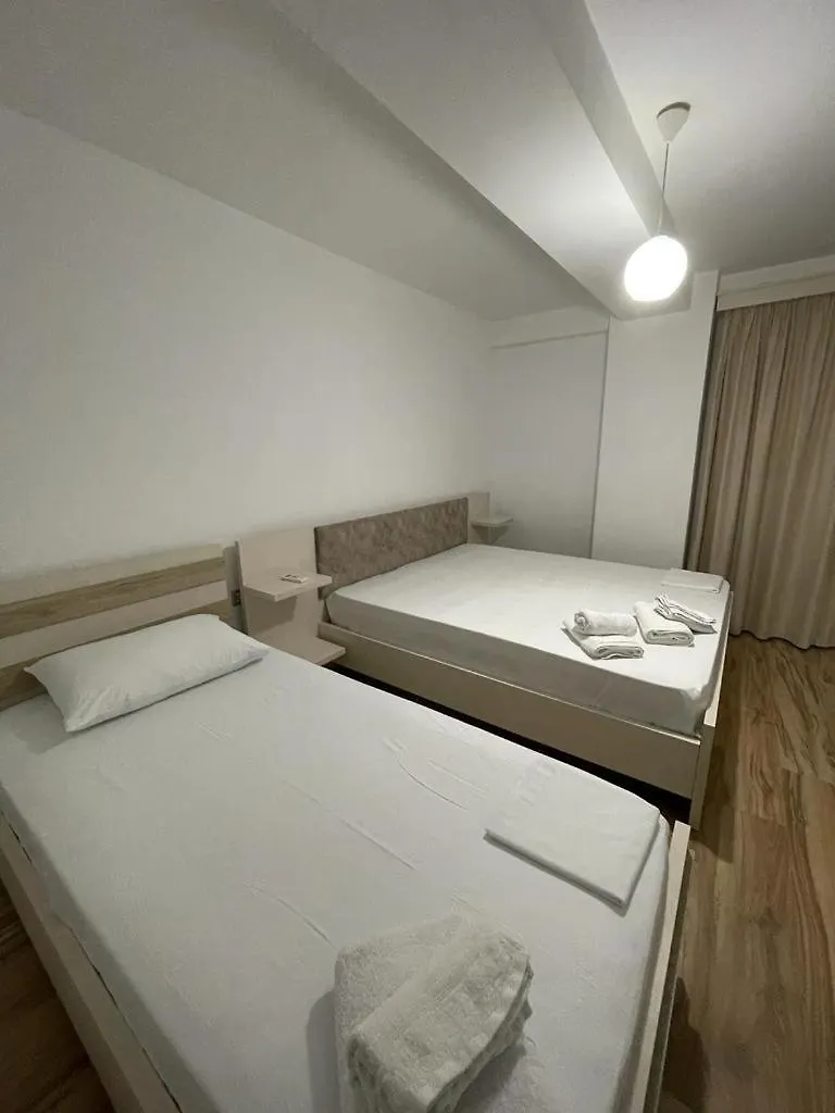 Joni'S Apartments Sarande 0*,  Albania