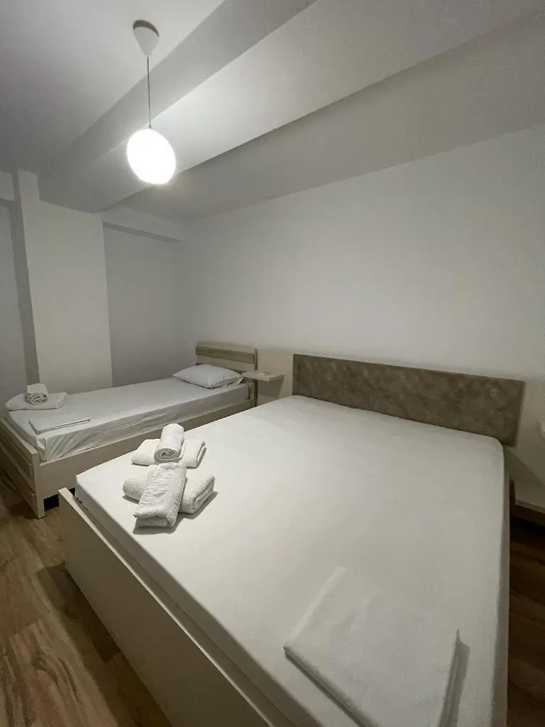 Joni'S Apartments Sarande