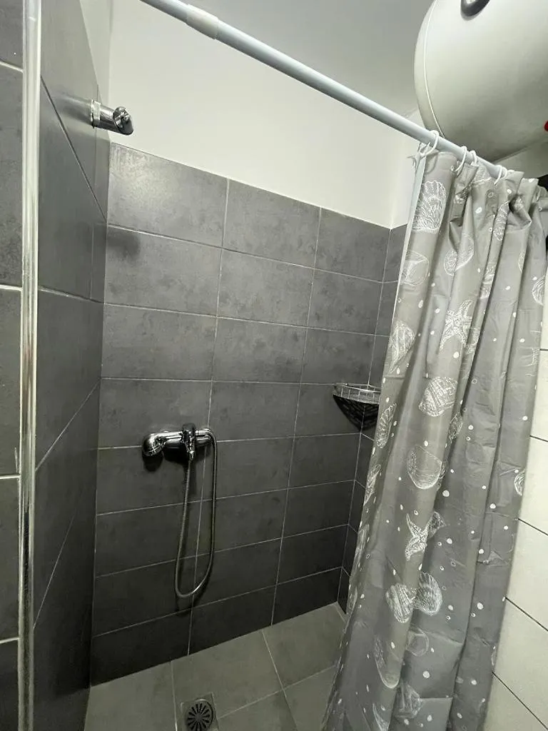 Joni'S Apartments Sarande 0*,  Albania